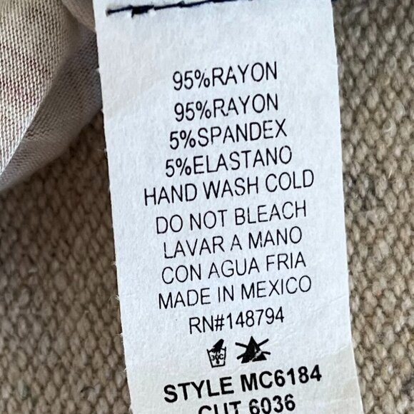 Women's Multicolor Patterned Sweater - Picture 9 of 10